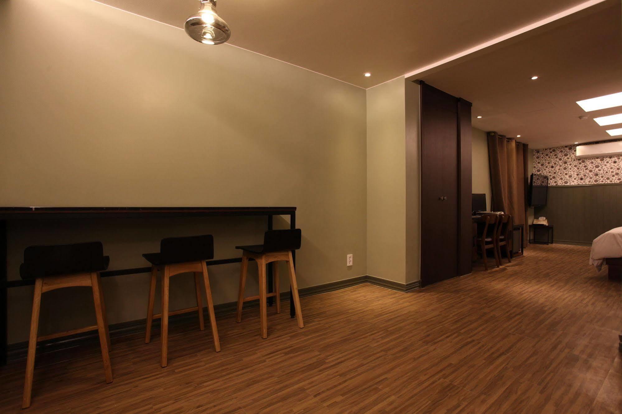 Lin Hotel โซล ภายนอก รูปภาพ